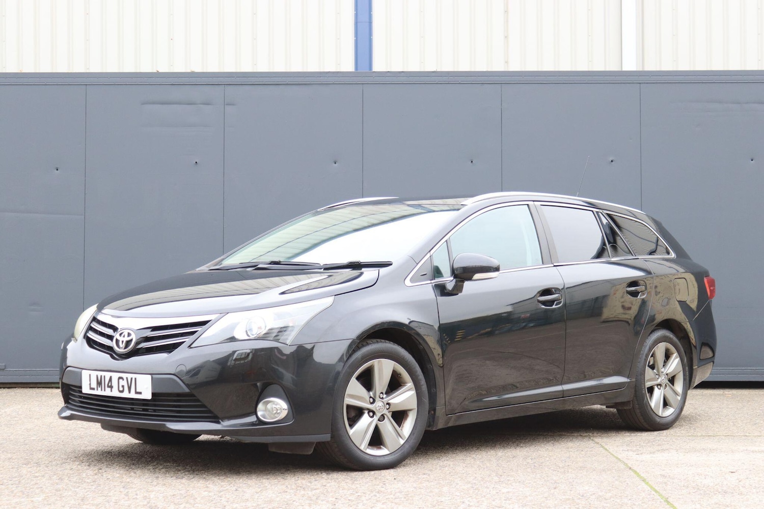Used Toyota Avensis 2014 for sale - 76094524: Photo 36