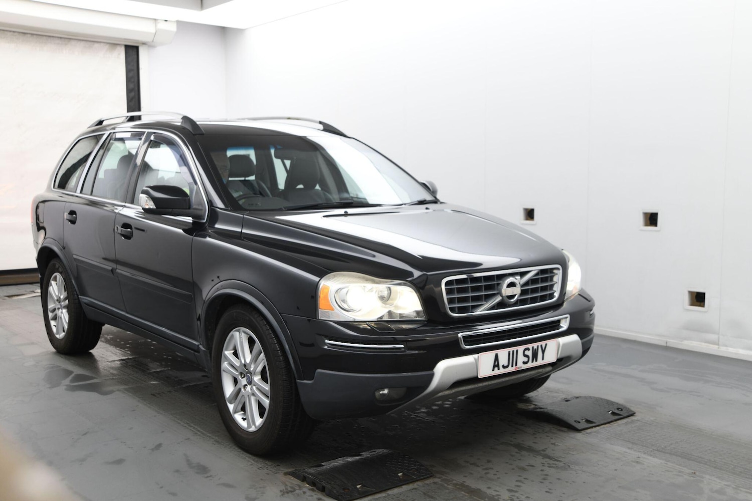 Used Volvo XC90 2011 for sale - 76432243: Photo 1
