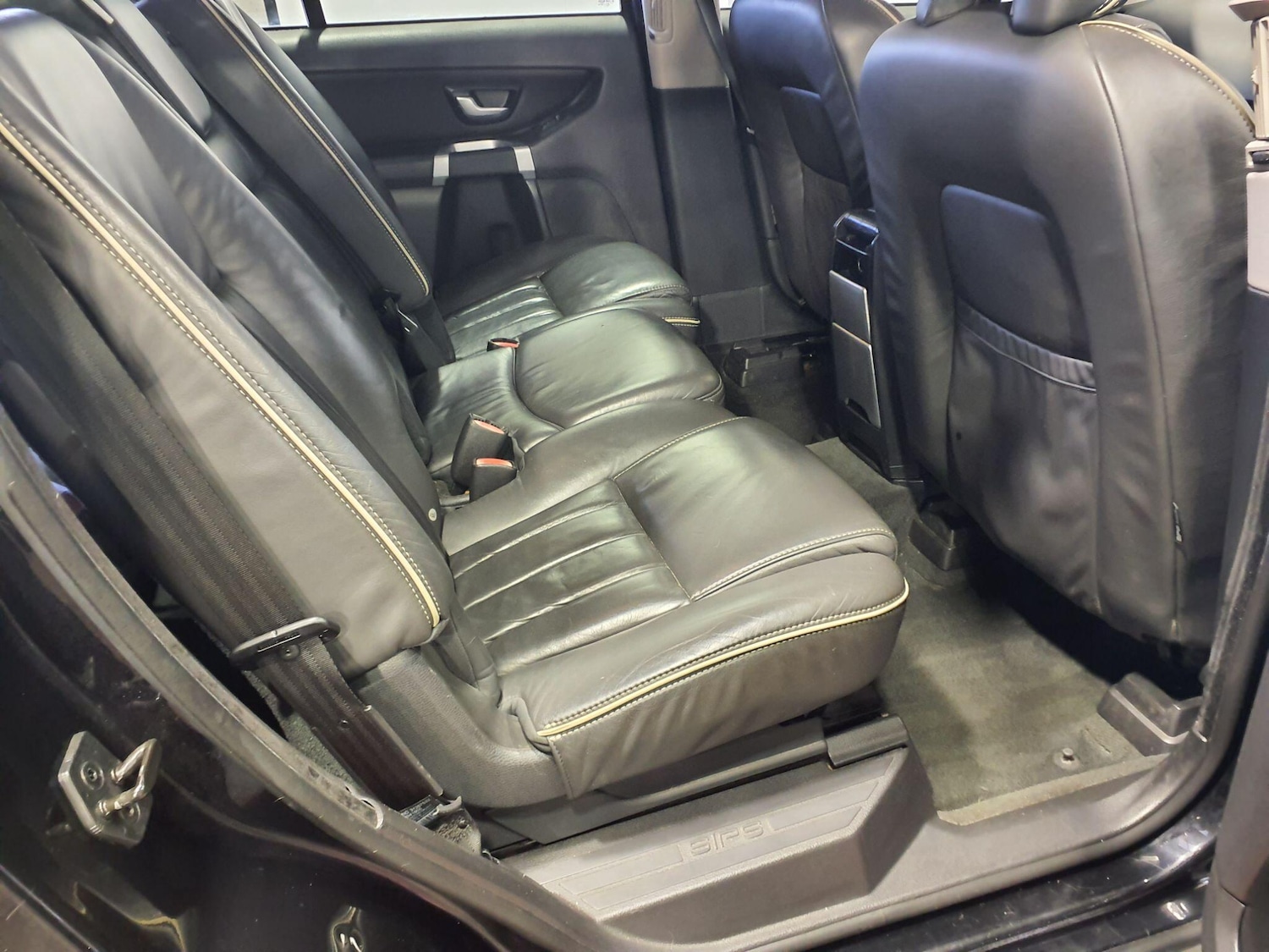 Used Volvo XC90 2011 for sale - 76432243: Photo 26