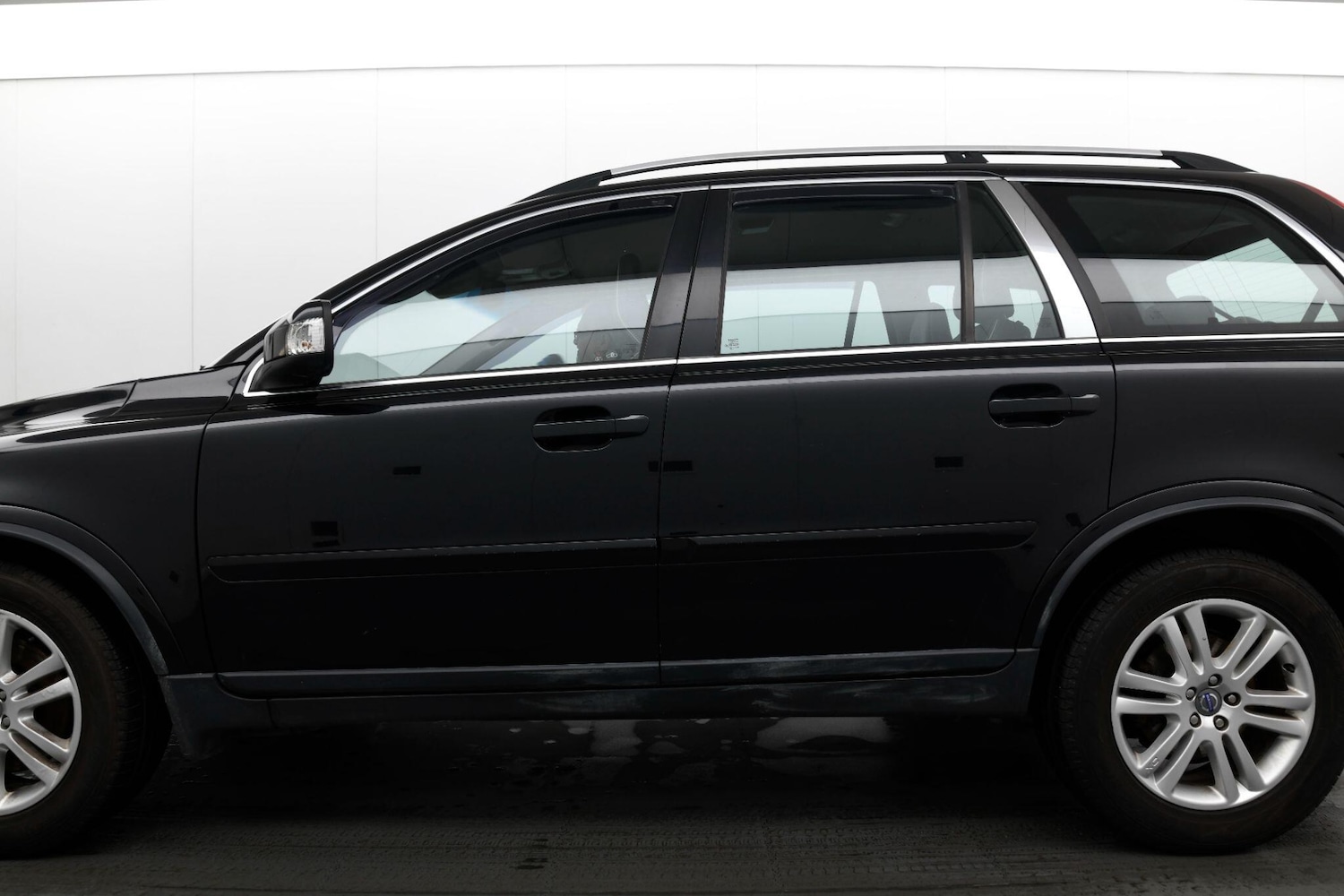 Used Volvo XC90 2011 for sale - 76432243: Photo 8