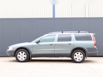 Used Volvo XC70 2005 for sale - 75687597: Photo