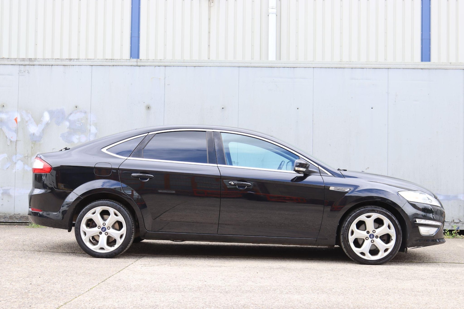 Used Ford Mondeo 2013 for sale - 76988416: Photo 7