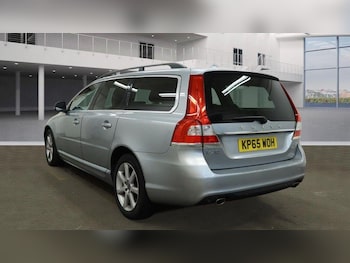 Used Volvo V70 2015 for sale - 75539808: Photo