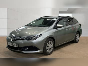 Used Toyota Auris 2015 for sale - 79836601: Photo
