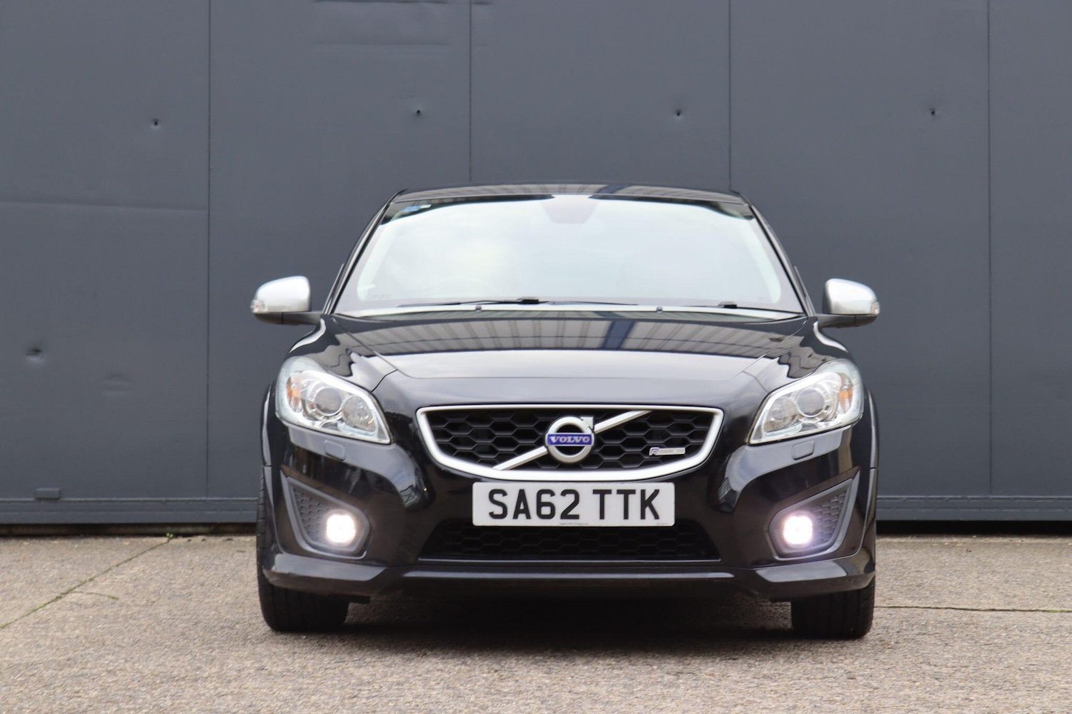 Used Volvo C30 2012 for sale - 76597420: Photo 2