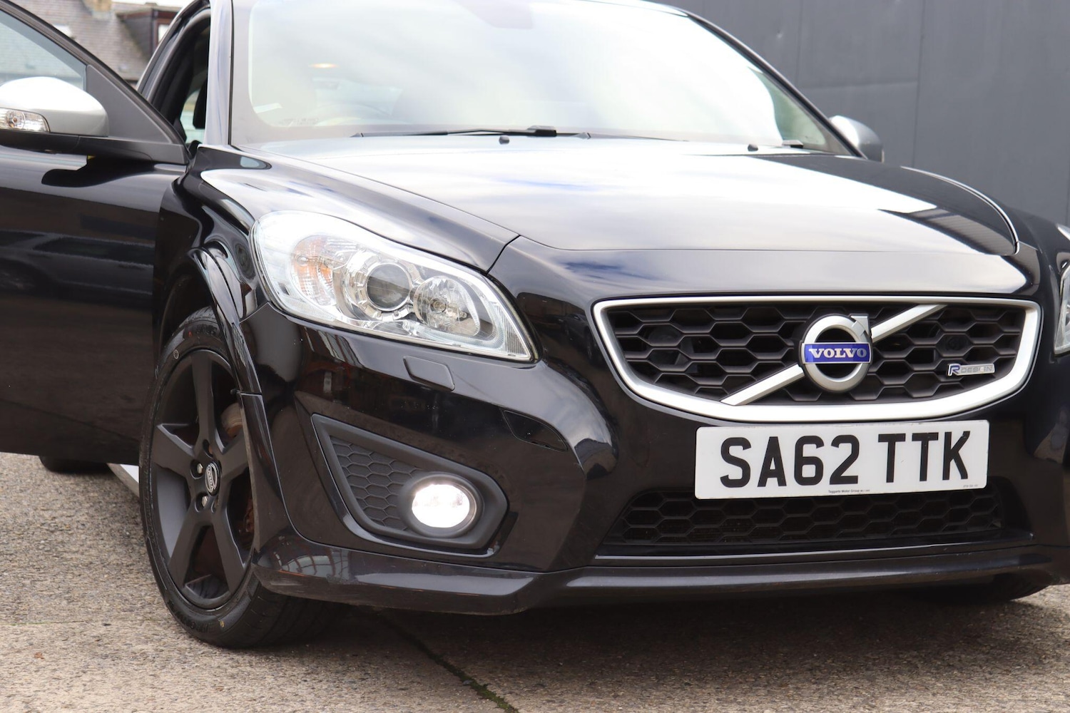Used Volvo C30 2012 for sale - 76597420: Photo 24