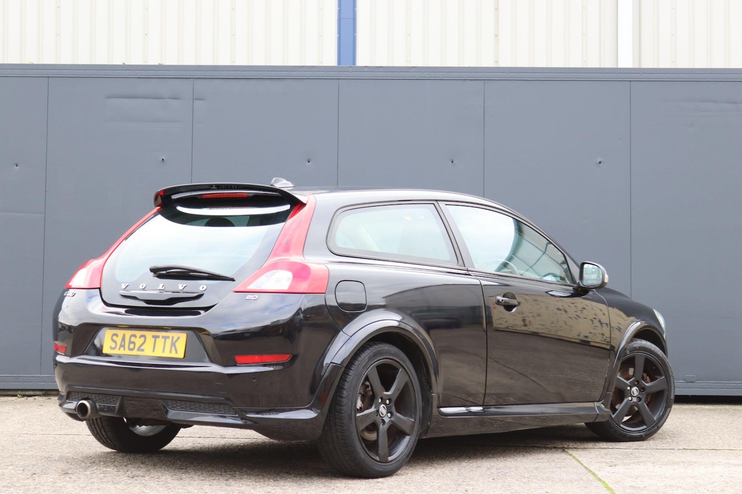 Used Volvo C30 2012 for sale - 76597420: Photo 8