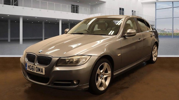Used BMW 3 Series 2011 for sale - 76247608: Photo 1