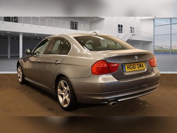 Used BMW 3 Series 2011 for sale - 76247608: Photo