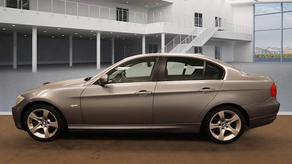 Used BMW 3 Series 2011 for sale - 76247608: Photo 6