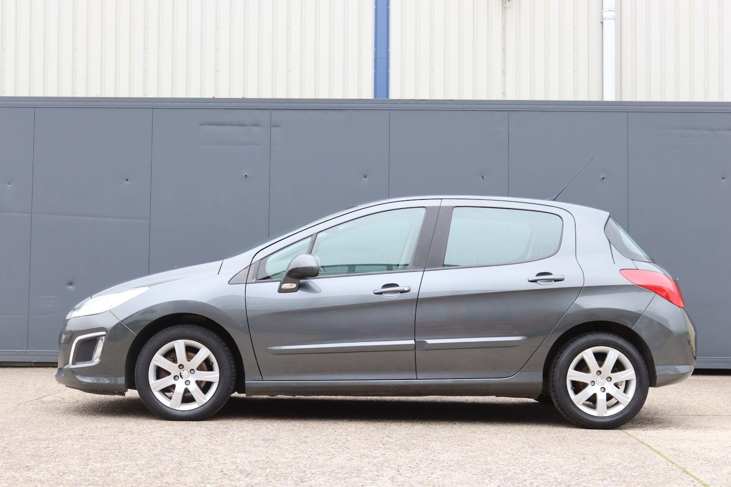 Used Peugeot 308 for sale - 76995671: Photo 4