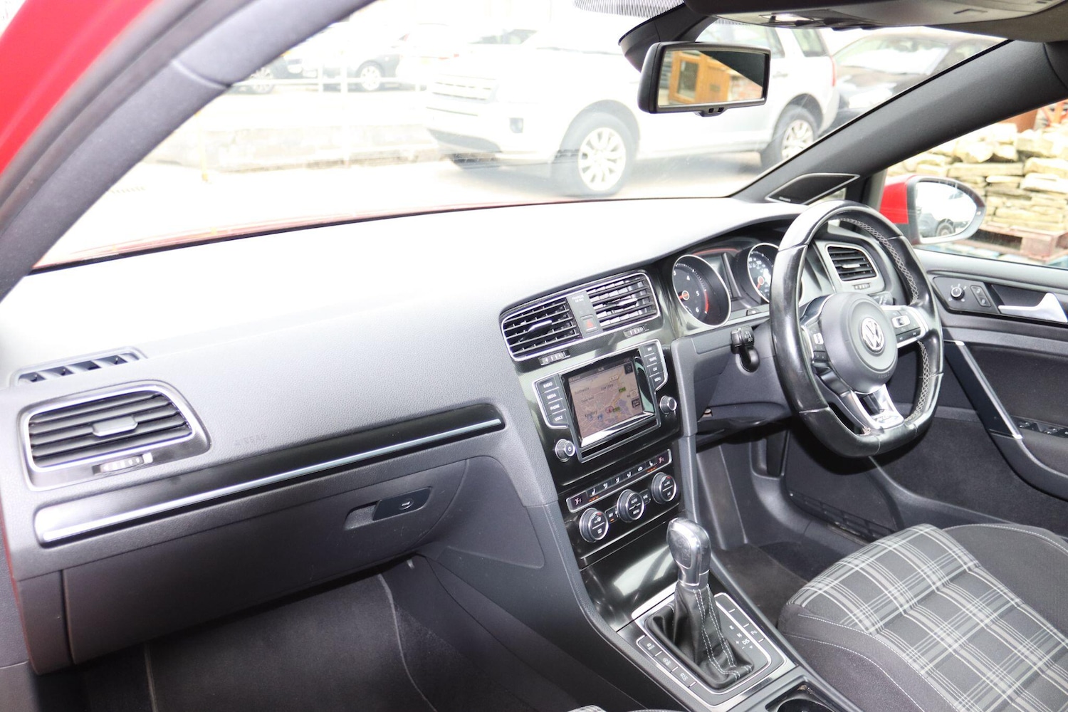 Used Volkswagen Golf 2014 for sale - 76239978: Photo 22