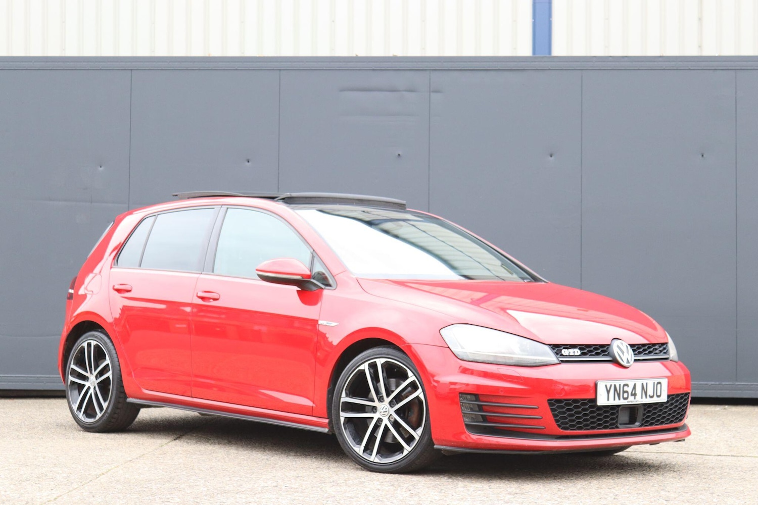 Used Volkswagen Golf 2014 for sale - 76239978: Photo 25