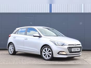 Used Hyundai i20 2015 for sale - 79831361: Photo