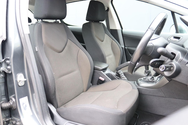 Used Peugeot 308 2013 for sale - 76295112: Photo 16