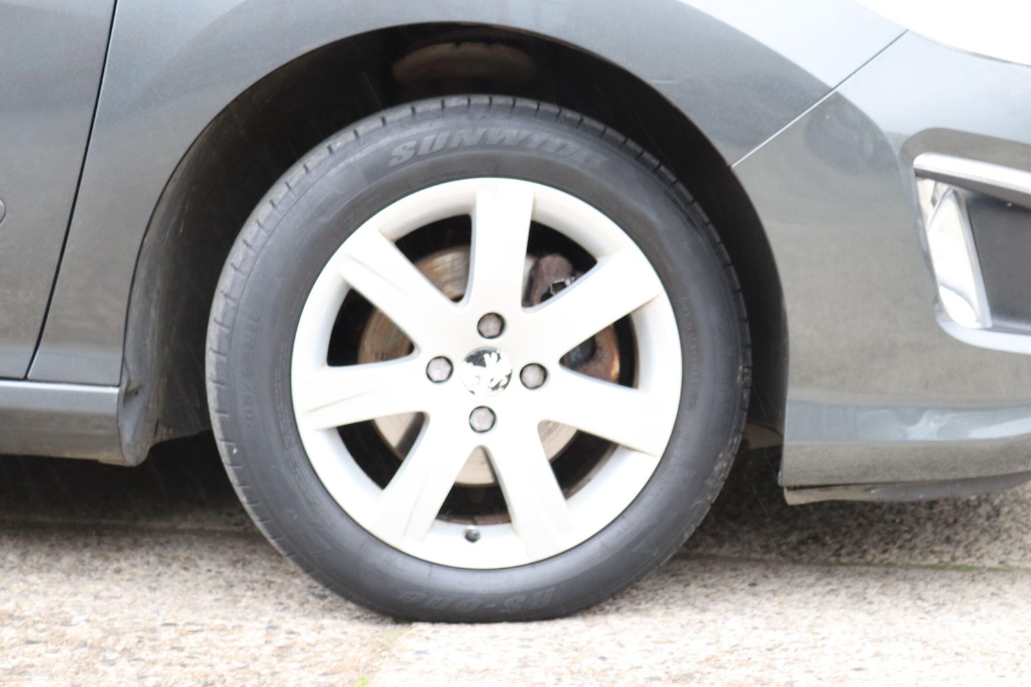 Used Peugeot 308 2013 for sale - 76295112: Photo 24