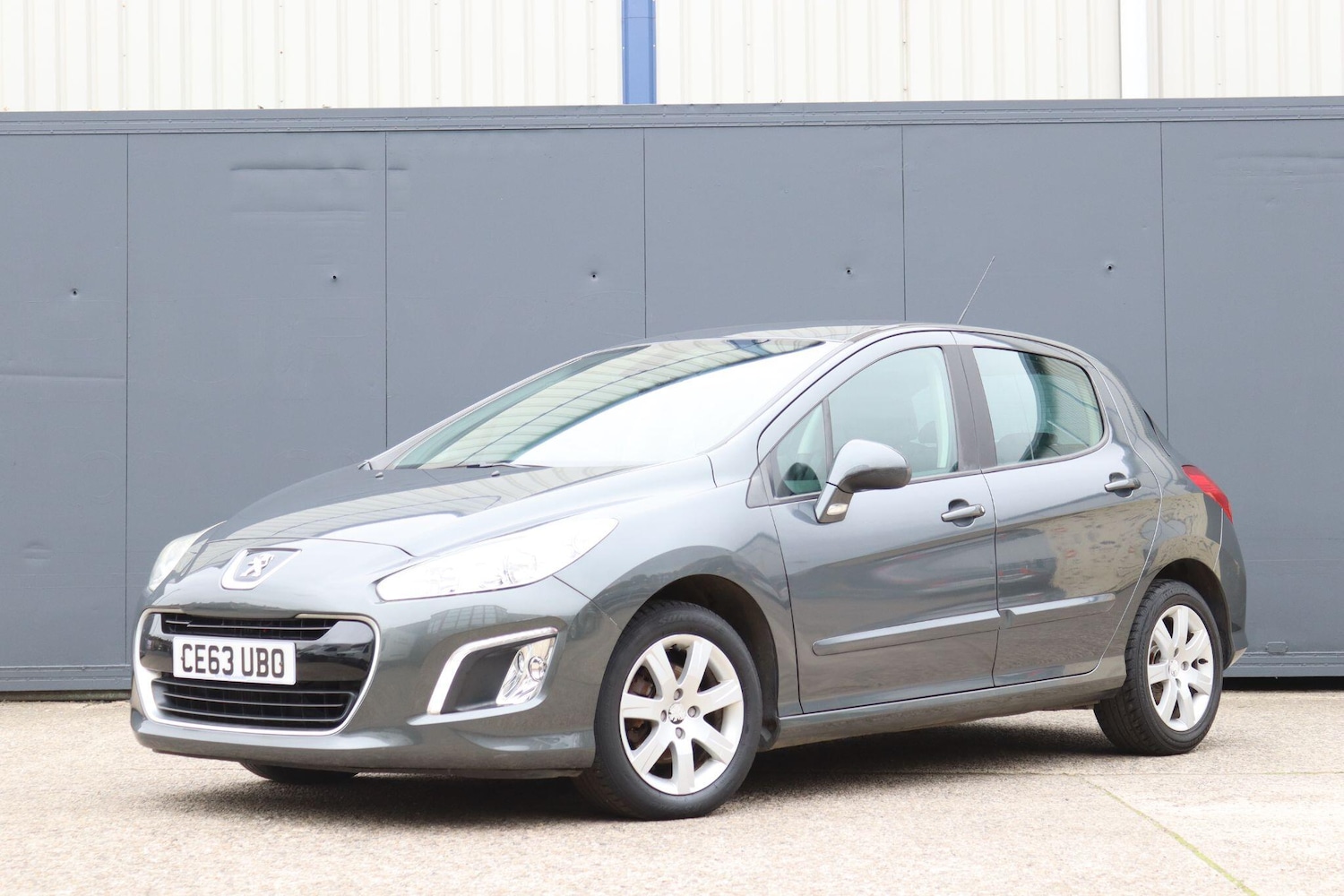 Used Peugeot 308 2013 for sale - 76295112: Photo 29