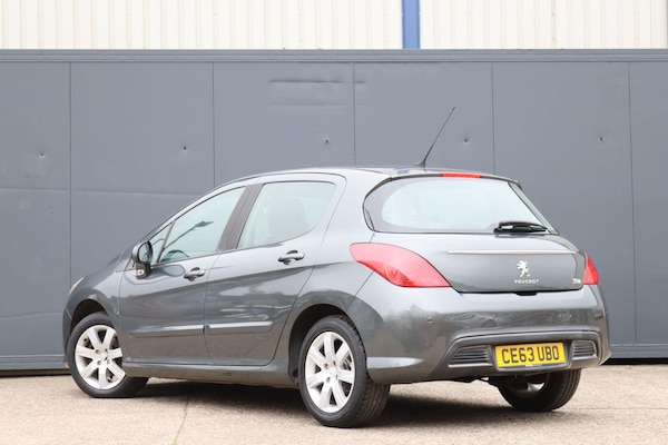 Used Peugeot 308 2013 for sale - 76295112: Photo 5