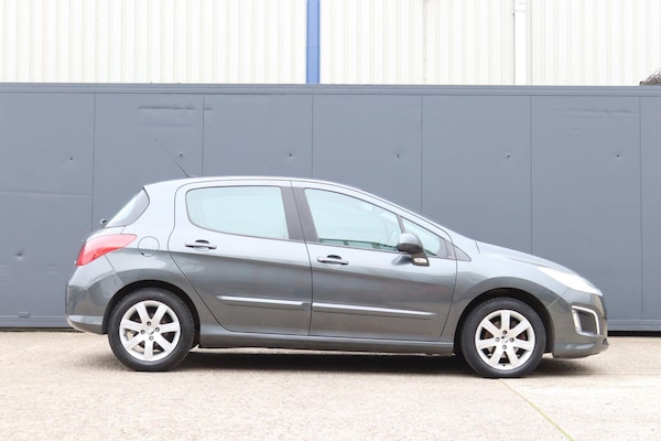 Used Peugeot 308 2013 for sale - 76295112: Photo 9