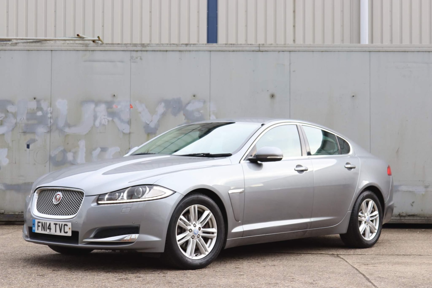 Used Jaguar XF 2014 for sale - 76215644: Photo 1