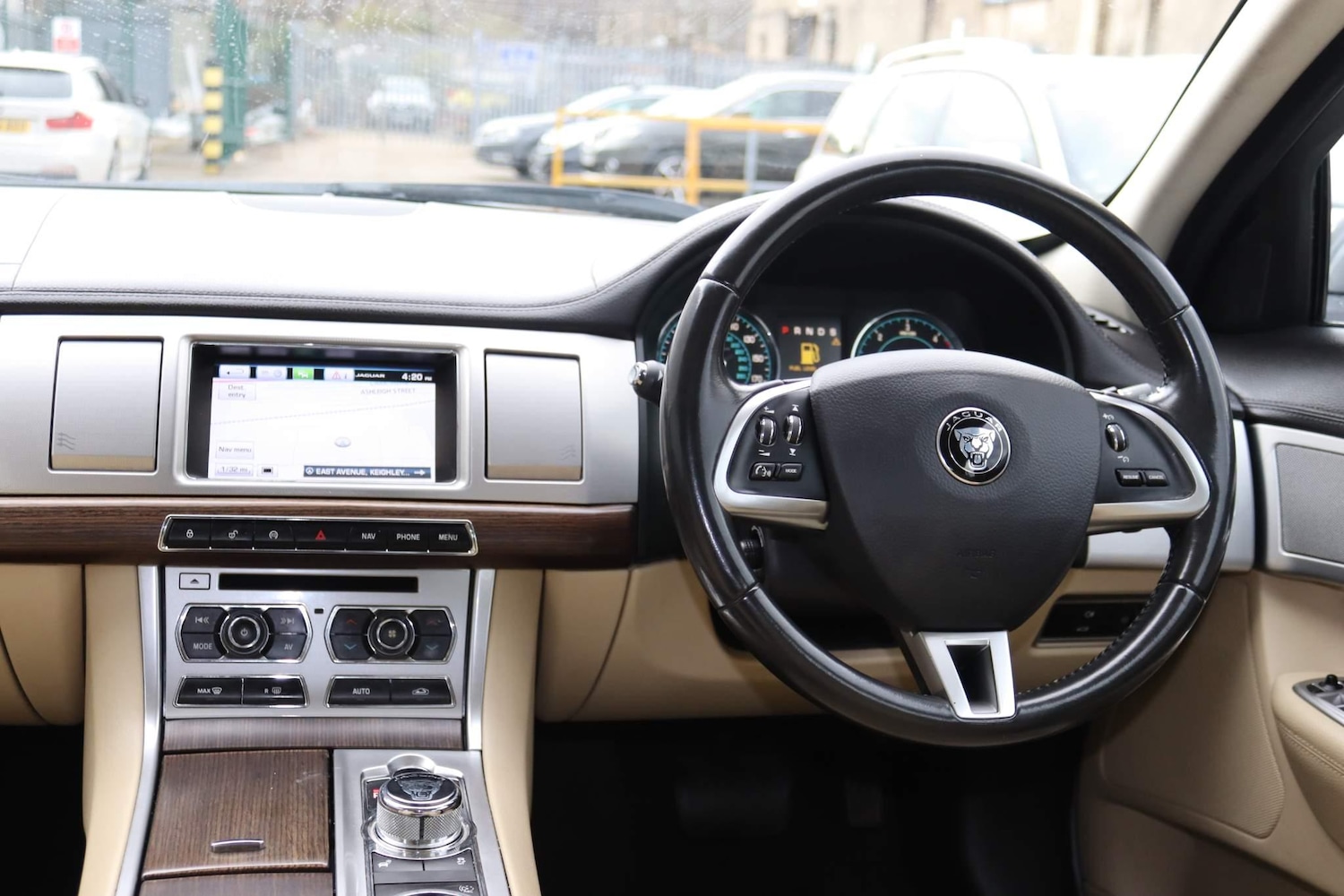 Used Jaguar XF 2014 for sale - 76215644: Photo 11