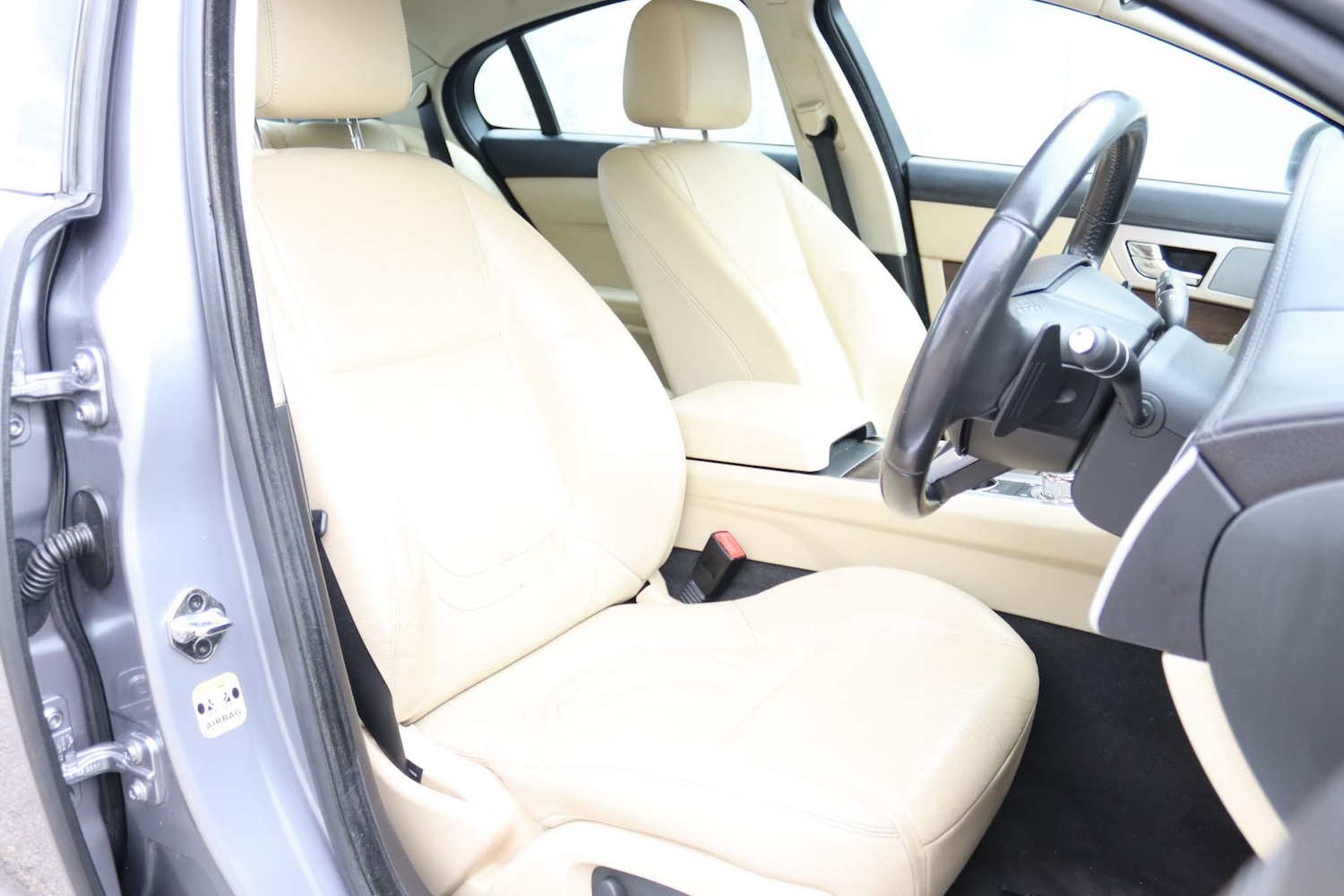 Used Jaguar XF 2014 for sale - 76215644: Photo 12