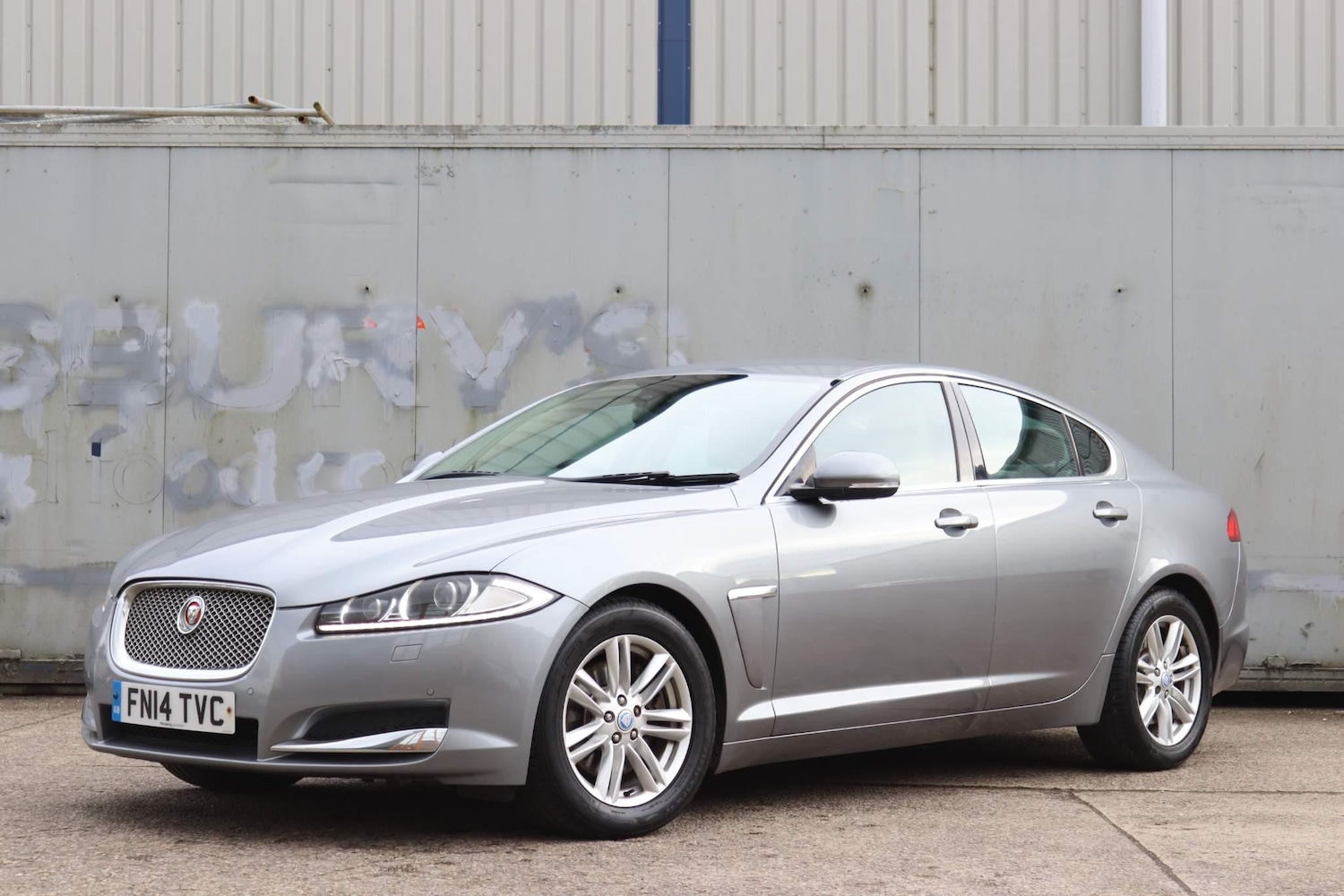 Used Jaguar XF 2014 for sale - 76215644: Photo 23