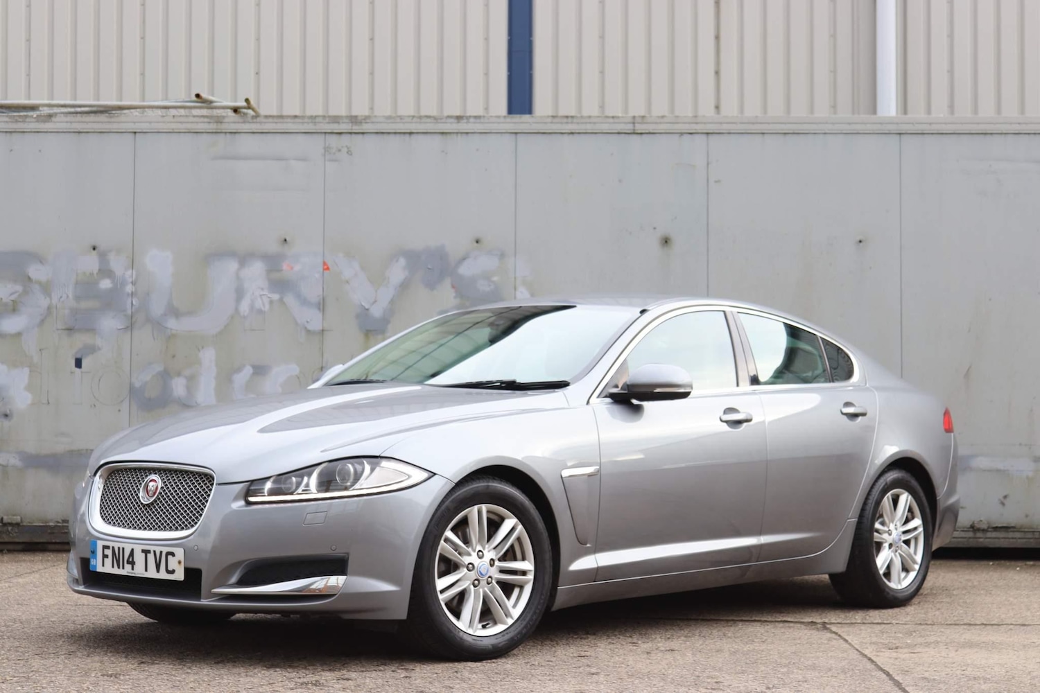 Used Jaguar XF 2014 for sale - 76215644: Photo 30