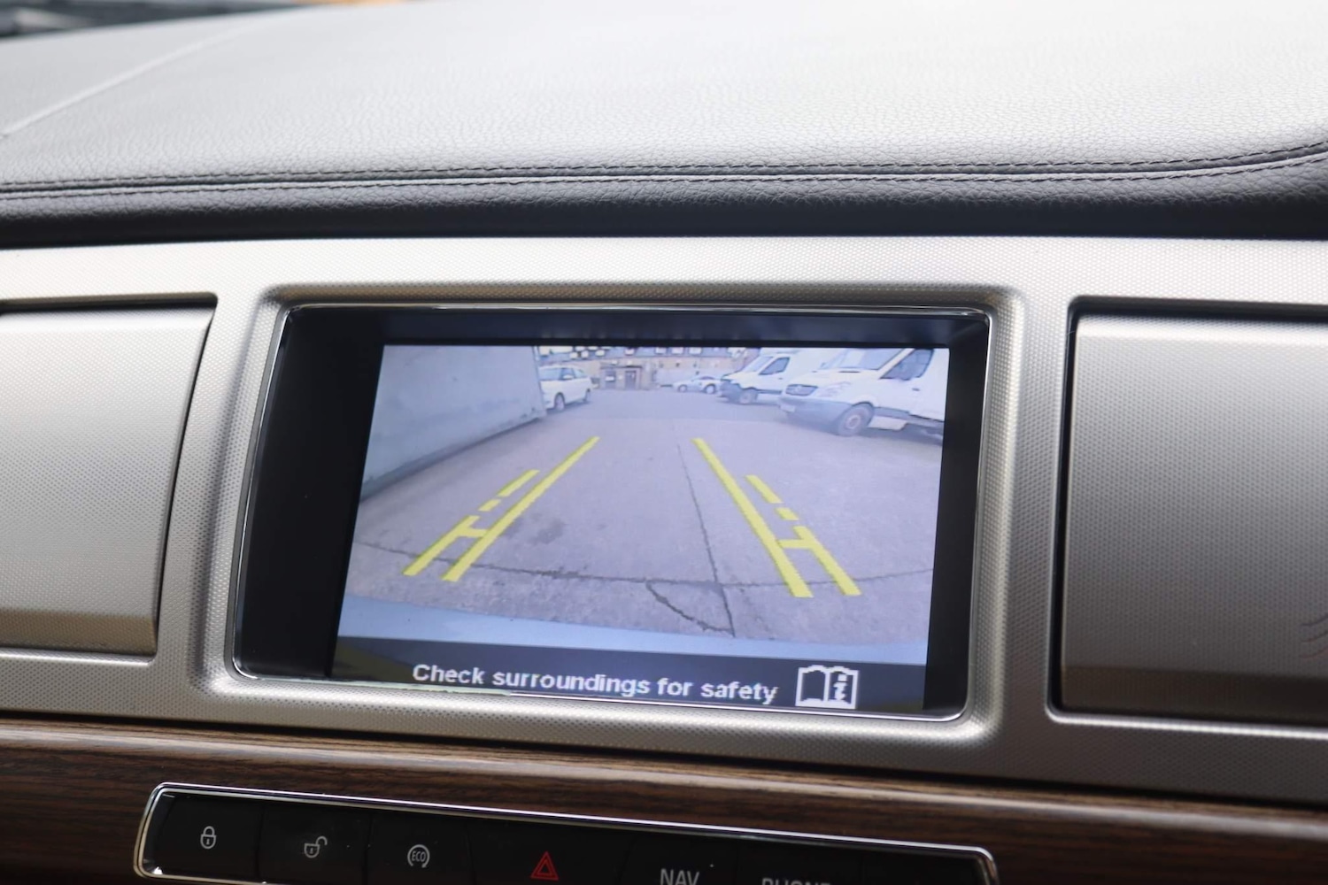 Used Jaguar XF 2014 for sale - 76215644: Photo 9