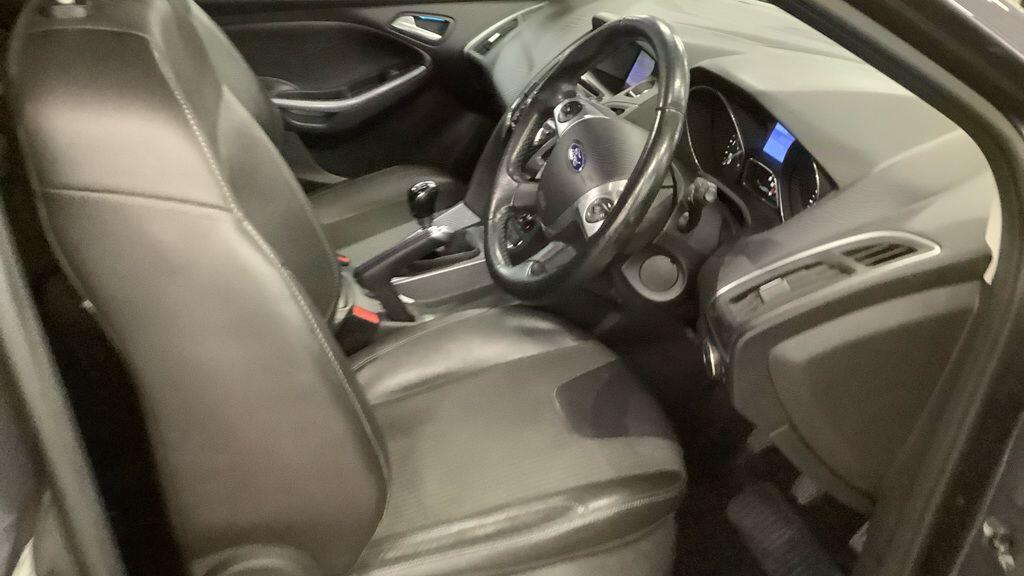 Used Ford Focus 2014 for sale - 77131138: Photo 10