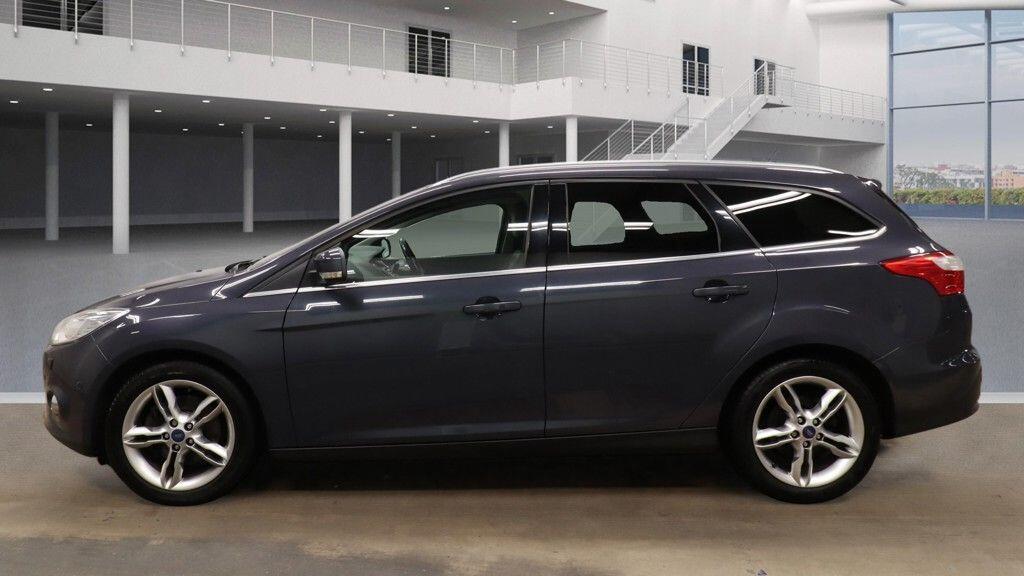 Used Ford Focus 2014 for sale - 77131138: Photo 3