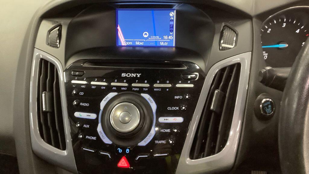 Used Ford Focus 2014 for sale - 77131138: Photo 9