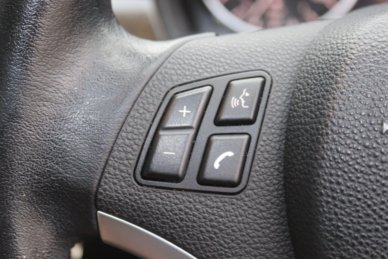 Used BMW 3 Series 2011 for sale - 76700720: Photo 13