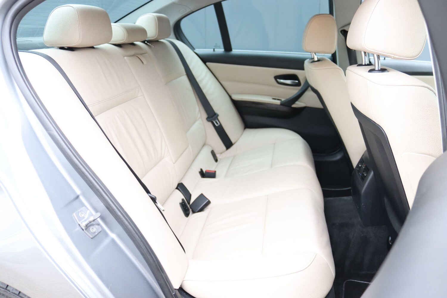 Used BMW 3 Series 2011 for sale - 76700720: Photo 19