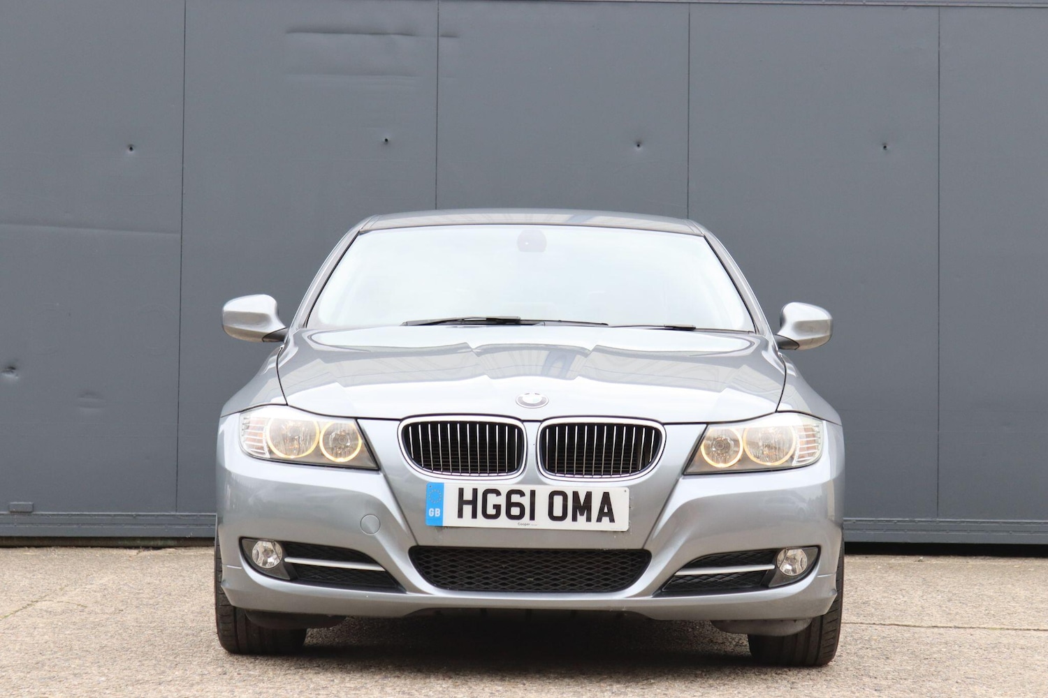 Used BMW 3 Series 2011 for sale - 76700720: Photo 2