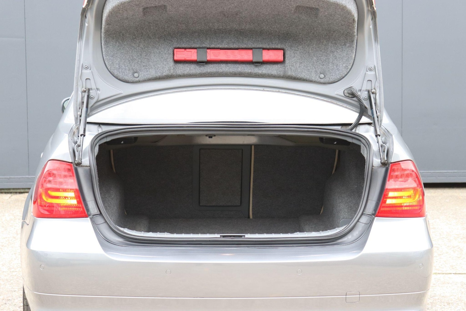 Used BMW 3 Series 2011 for sale - 76700720: Photo 7