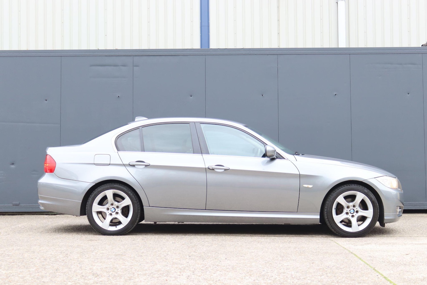 Used BMW 3 Series 2011 for sale - 76700720: Photo 9