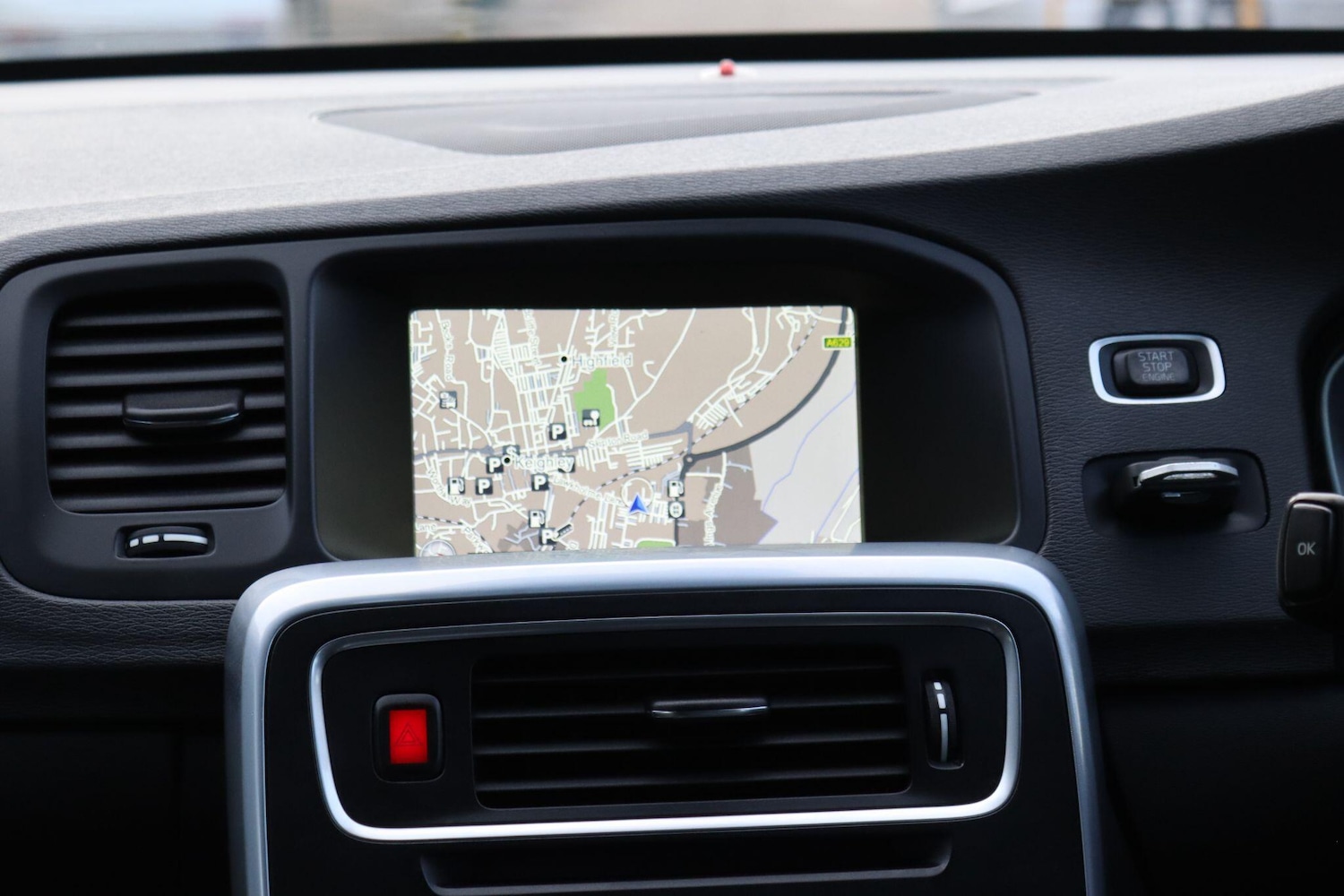 Used Volvo V60 2014 for sale - 77637641: Photo 10