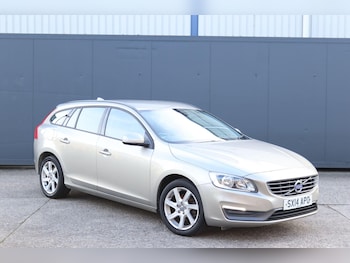 Used Volvo V60 2014 for sale - 77637641: Photo