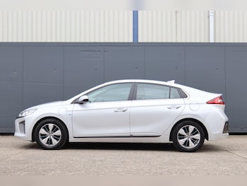 Used Hyundai IONIQ 2019 for sale - 77597700: Photo