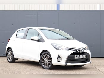 Used Toyota Yaris 2014 for sale - 75577111: Photo