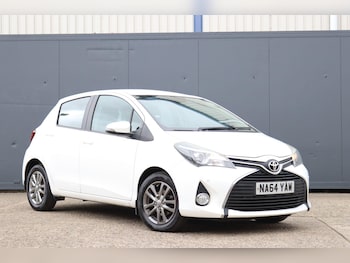 Used Toyota Yaris 2014 for sale - 75577111: Photo