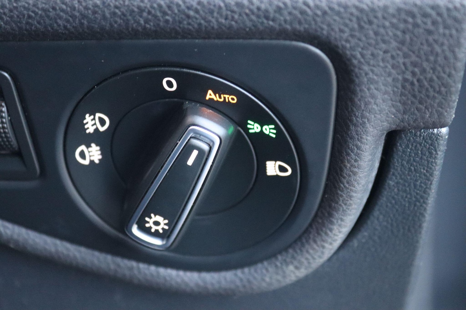 Used Volkswagen Touran 2017 for sale - 77314927: Photo 16