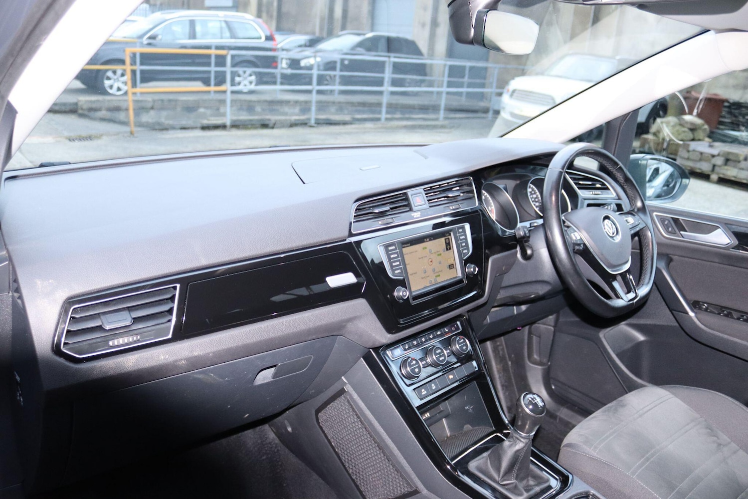 Used Volkswagen Touran 2017 for sale - 77314927: Photo 22