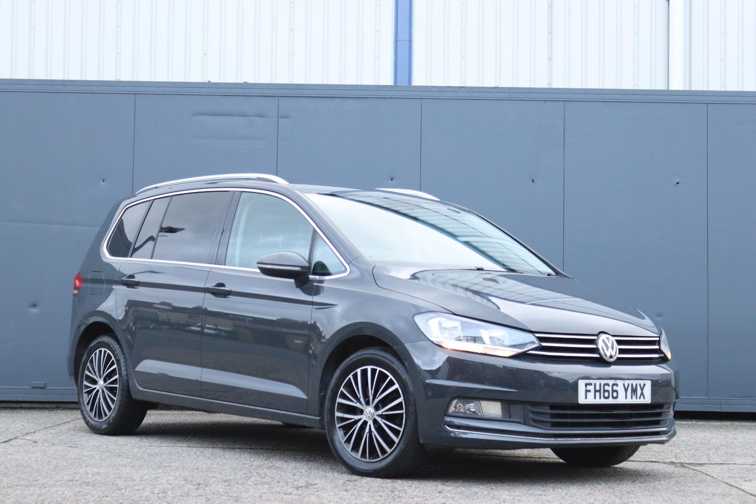 Used Volkswagen Touran 2017 for sale - 77314927: Photo 27