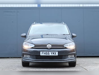 Used Volkswagen Touran 2017 for sale - 77314927: Photo