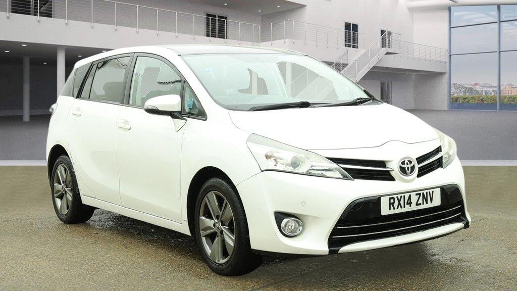 Used Toyota Verso 2014 for sale - 77229355: Photo 2