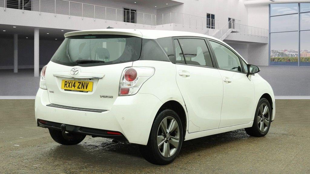 Used Toyota Verso 2014 for sale - 77229355: Photo 5