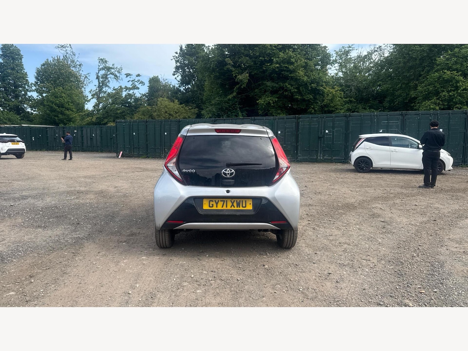 Vehicle 21