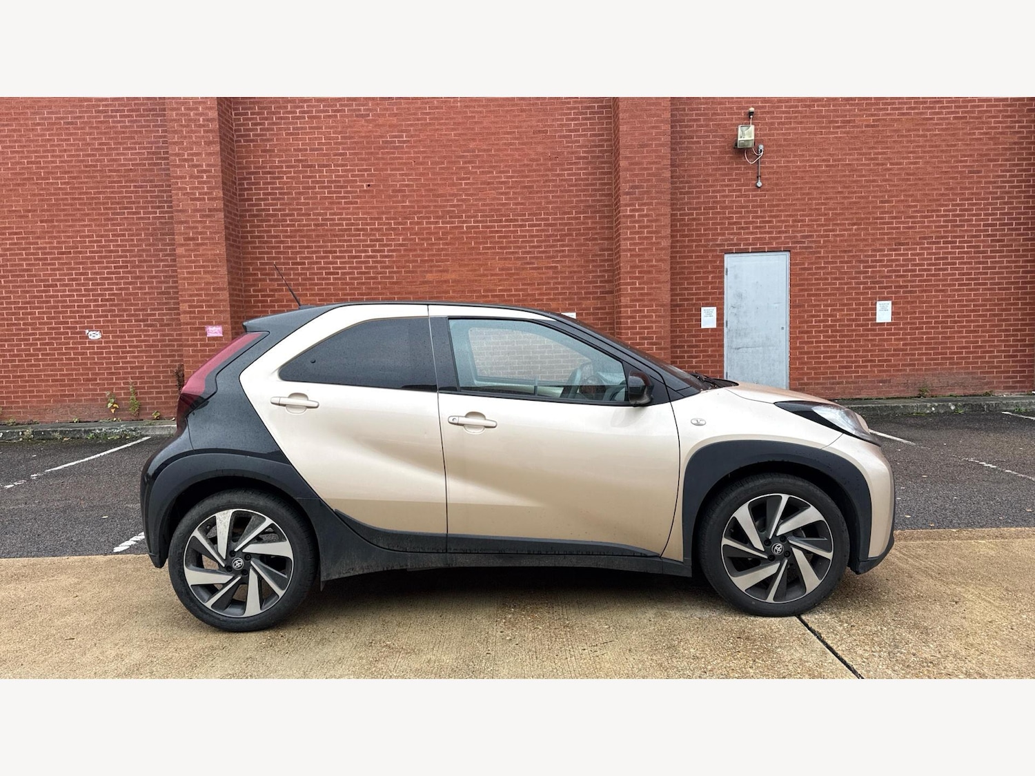 Used Toyota Aygo X 2024 for sale - 76619859: Photo 18